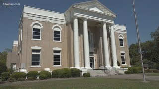 Dodge County Courthouse future uncertain as commissioners weigh options
