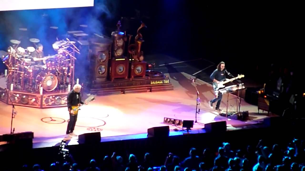 Tom Sawyer and second intro in HD Rush Time Machine Tour 2011 Chicago