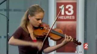 Julia Fischer performs Ysaye Solo sonata 1/4 live on French TV killing a microphone