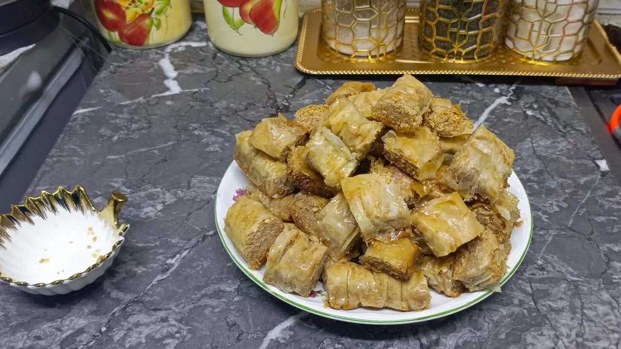 جتكم بمعسلات البقلاوه تركيا 👌👌 بمقادير بسيطه تستاهل التجربه كذب ذوبان
