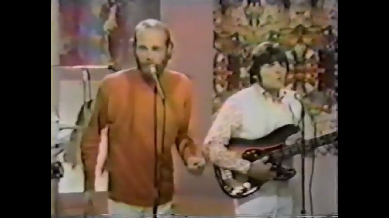 The Beach Boys - Breakaway (The David Frost Show, 1969) - The Beach Boys performing the song 'Breakaway' on The David Frost Show in 1969.