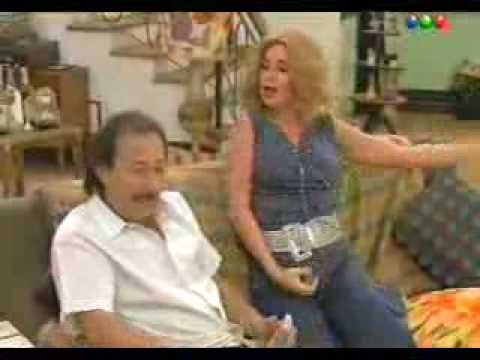 Moni argento Bailando Cumbia