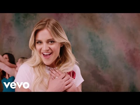 Kelsea Ballerini