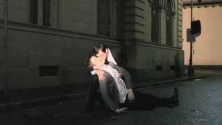"O Beijo no Asfalto" tem releitura com Theodoro Cochrane