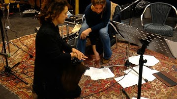 Chapman experiment: Eva  and Marije Sorting and counting Envelopes