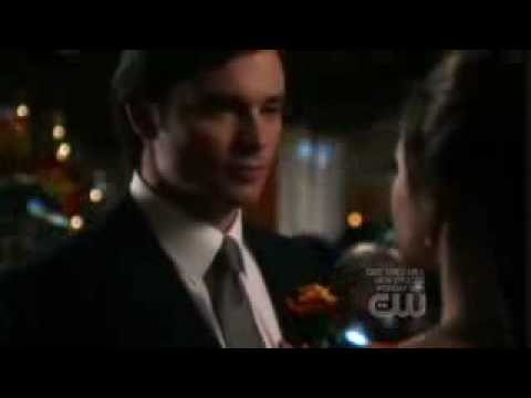 Download Smallville Season 8 epi 10:  The much awaited scene of Clark and Lois