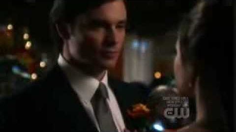 Smallville Season 8 epi 10:  The much awaited scene of Clark and Lois
