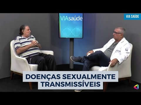 O professor de obstetrícia, Fernando Azevedo, fala sobre doenças sexualmente transmissíveis | Via Saúde