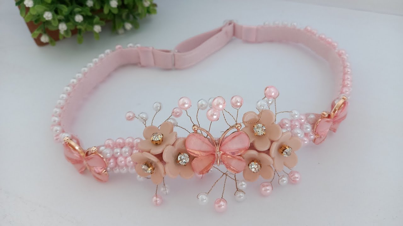 Tiara super luxo para bebê borboleta e flores.