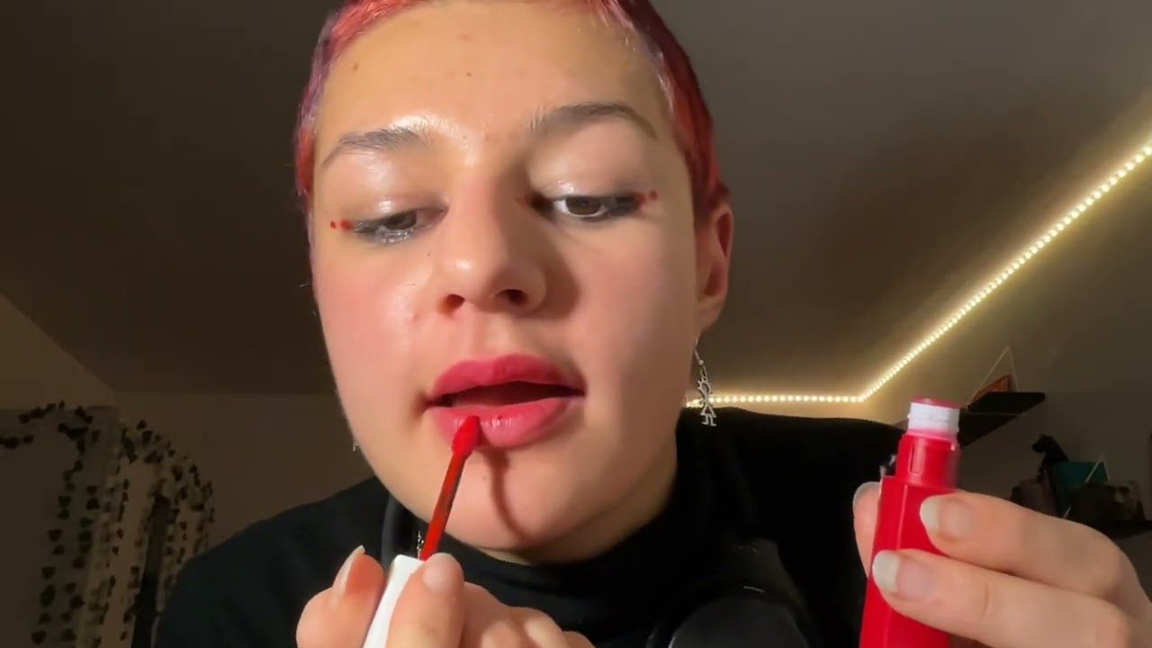 My first asmr video 💕 (random trigger assortment)