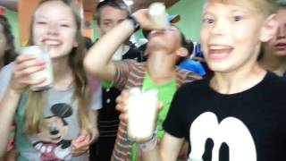 Download lagu Мы очень любим йогурт в лагере Волна на 2 смене 2017 года vk com unostmk Мы очень любим йогурт в лагере Волна на 2 смене 2017 года vk com unostmk