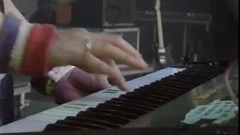 Elastica - Generator (Glastonbury Festival 2000 HQ)