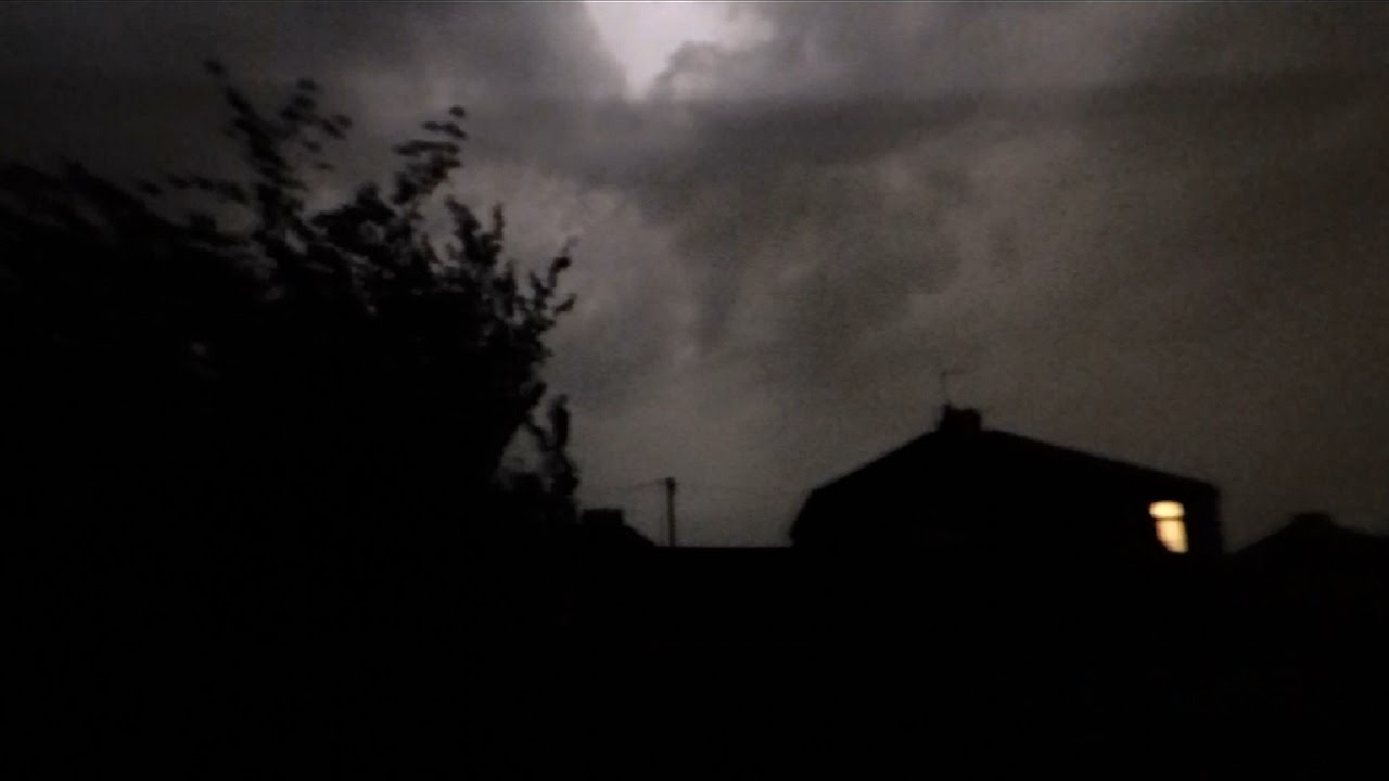 Powerful Thunderstorm - Manchester, UK - 1 July 2015