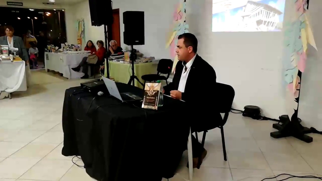 upload image 7a Semana Benedetti y 3a Feria del Libro en Paso de los Toros