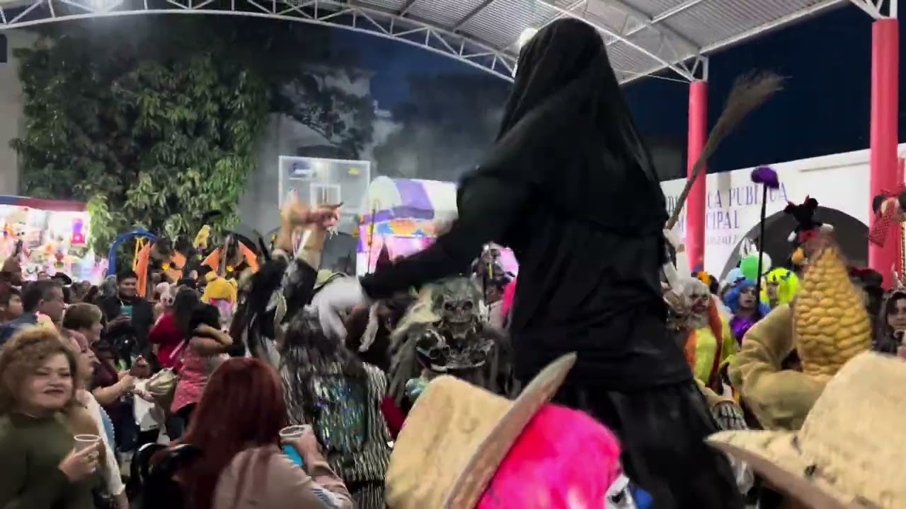 Banda Reyna de Oaxaca & Tierra de Oaxaca en muerteada soledad etla Oaxaca-Barrio Lujoso