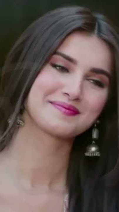 Isharon Isharon Mein bahut bolati hai WhatsApp new status