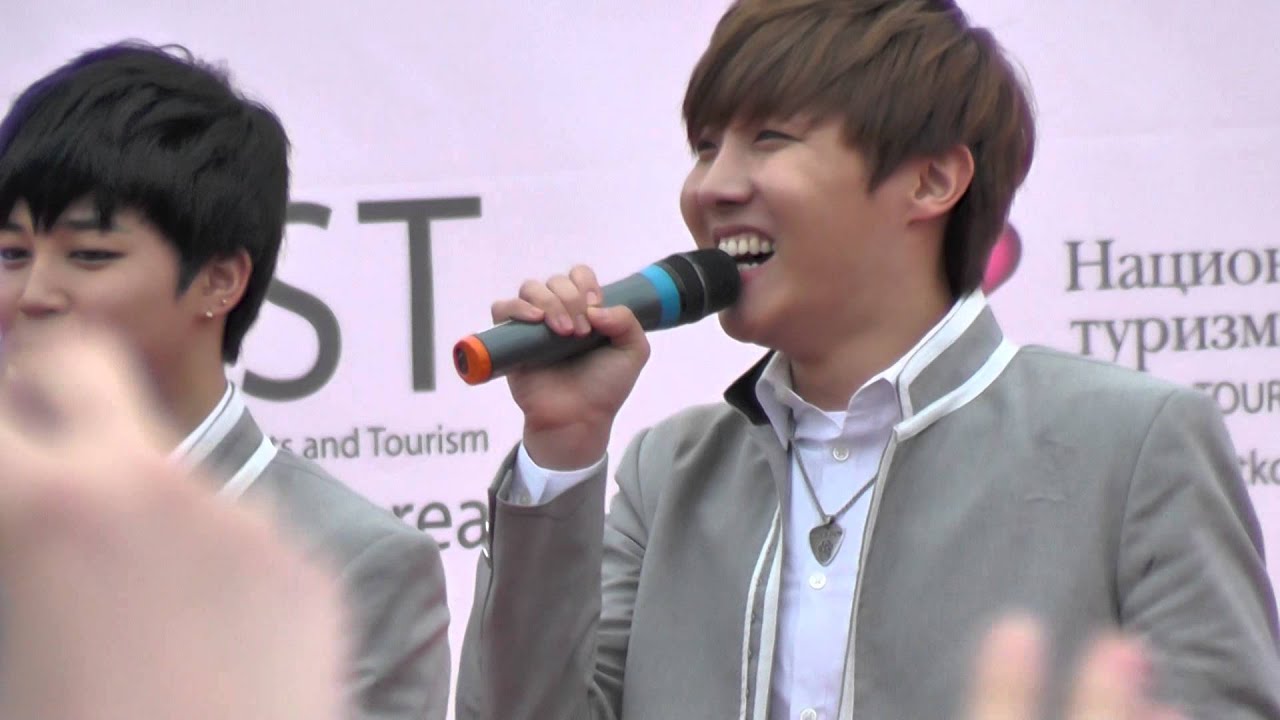 140615 BTS in Moscow talk