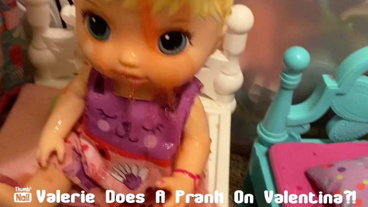 BABY ALIVE: Valerie does a prank on Valentina and blames it on Julie #babyalive