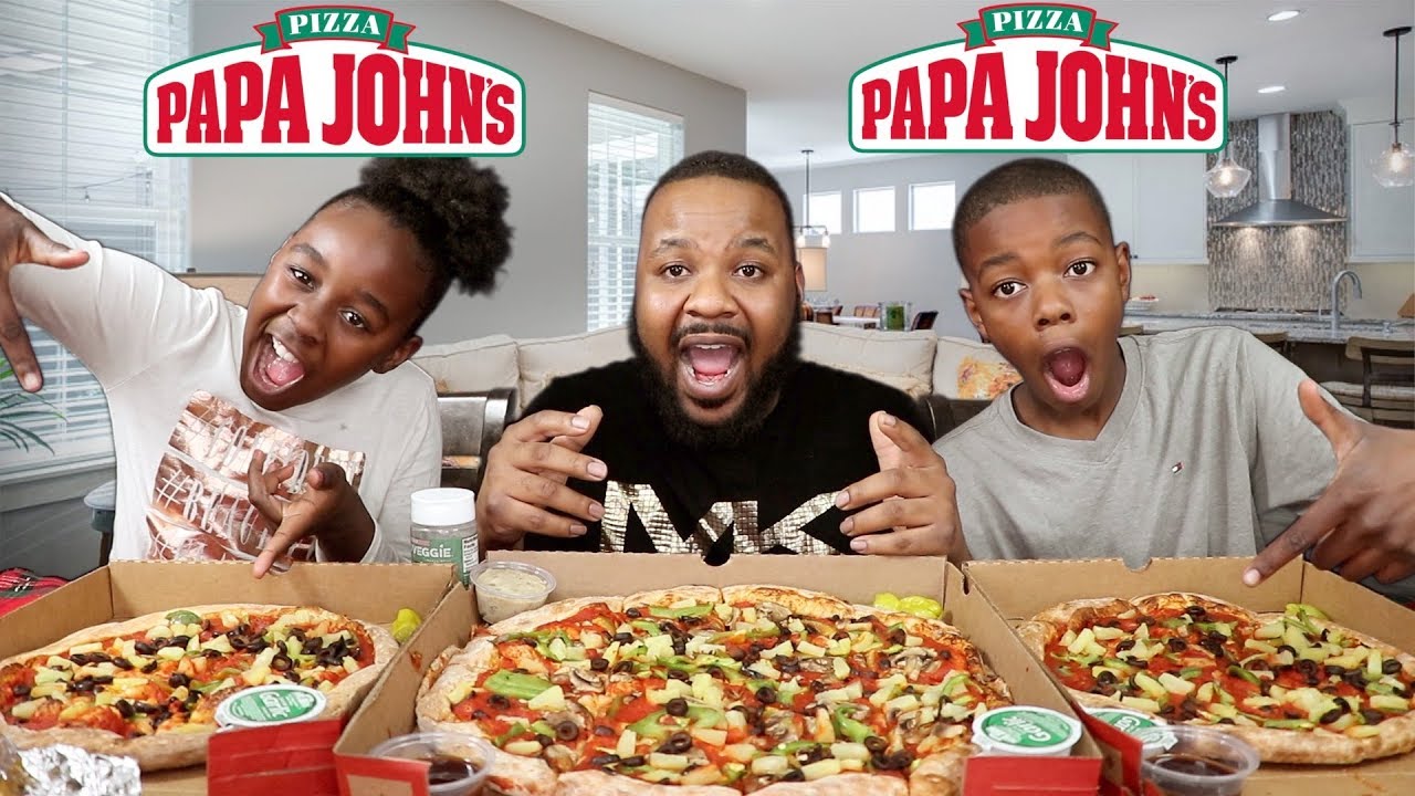 Pizza Sizes at Papa Johns - How big is a Papa Johns pizza?