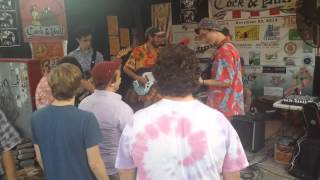 Video-Miniaturansicht von „shadynasty - Rock, Paper, Scissors ✂ (live @ Cock & Bull 06.06.15)“