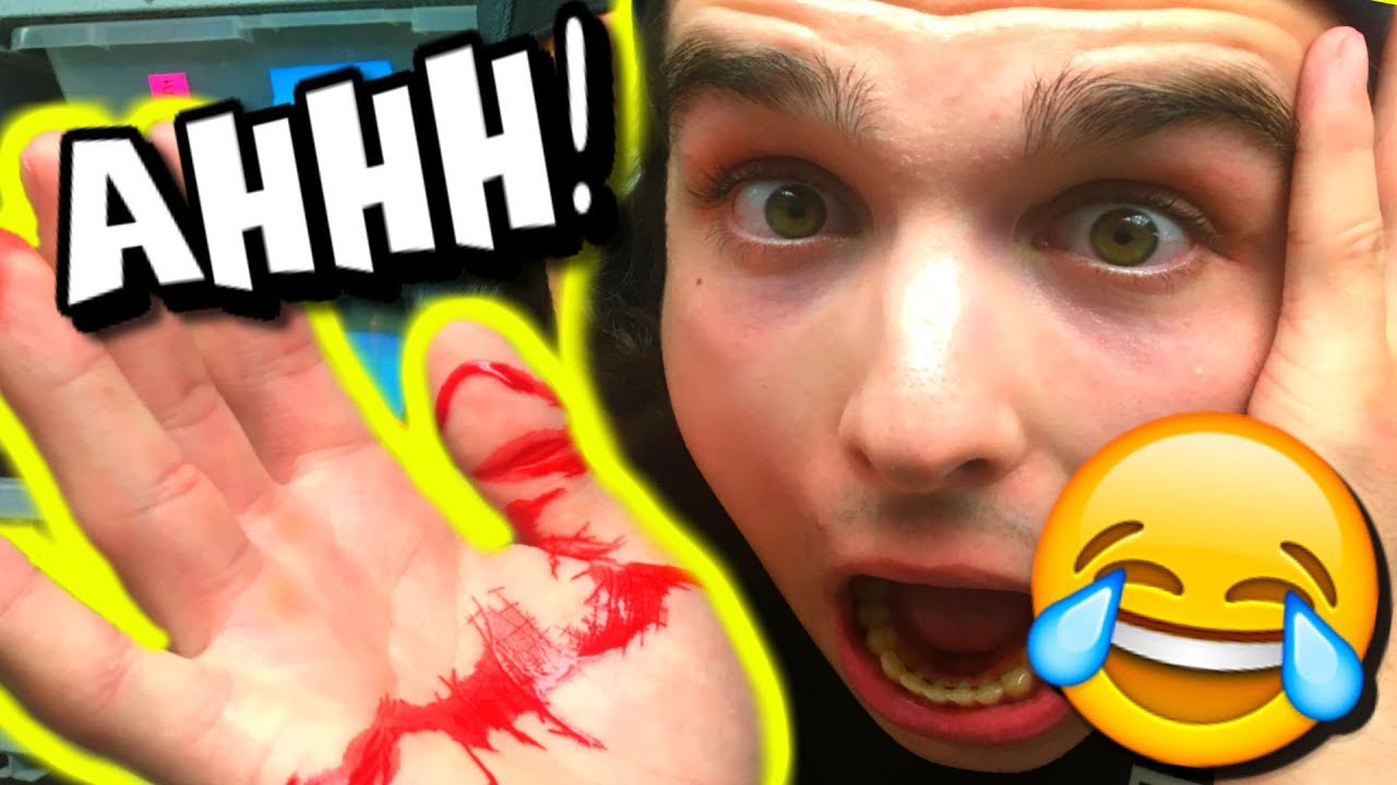 vlogs in spanish FUNNIEST SNAKE BITES EVER!! | BRIAN BARCZYK