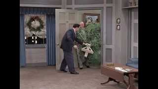 "I Love Lucy" Christmas Special - Bringing in the Tree