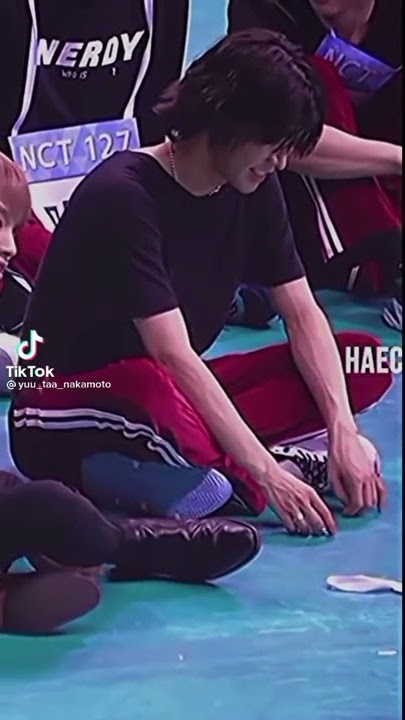 Yuta and yena ring incident (jdrama/kdrama in real life) #izone #nct