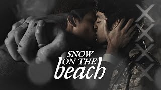 Multicouples Snow On The Beach