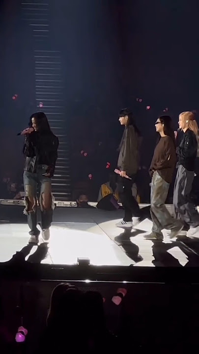 The way They walk 😩 #lisa #rosé #jisoo #jennie #blackpinkedit #blackpink #shorts