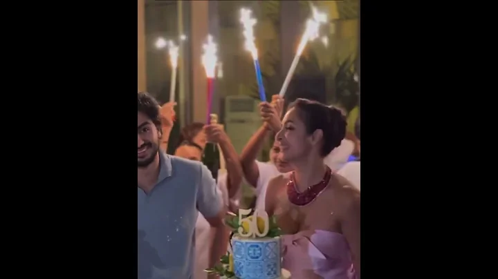 💘 #malaikaarora celebrates her 50th #birthday with #son #arhaankhan and friends #shorts