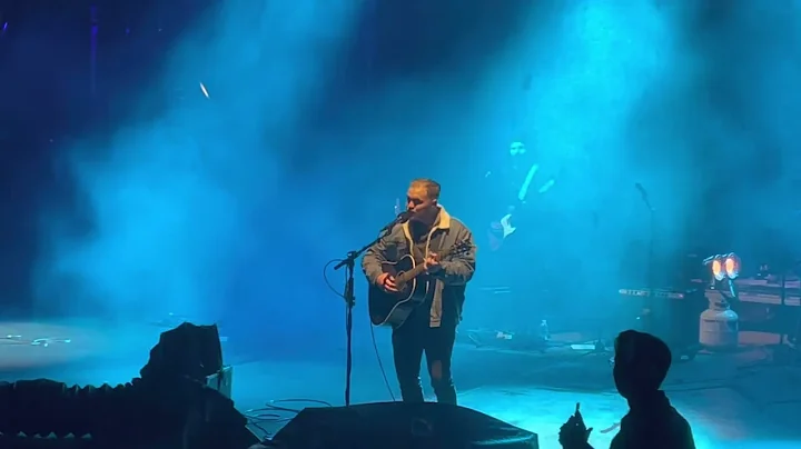 Zach Bryan, Red Rocks, November Air