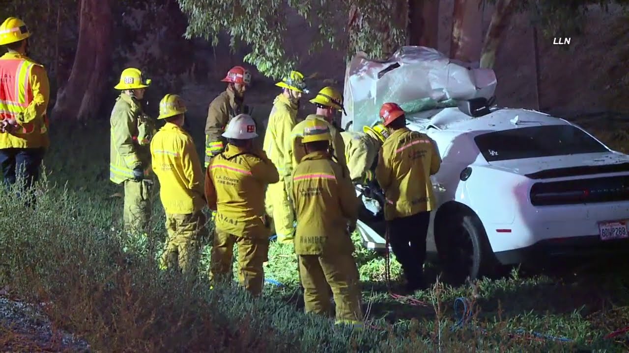 Dodge Challenger Driver Dies in Crash / Carson CA 9.19.20 - YouTube