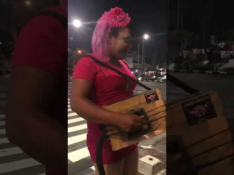 Wig Wig Wig Ambyar P3ngamen Legend di Tugu Jogjakarta