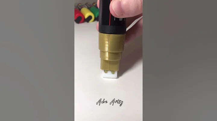 Activating a HUGE GOLD Posca Marker! Satisfying!