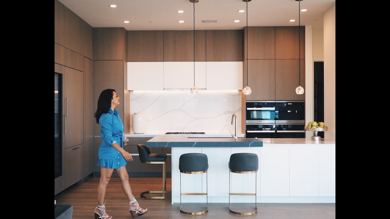 Penthouse in Iconic Seattle High Rise - YouTube
