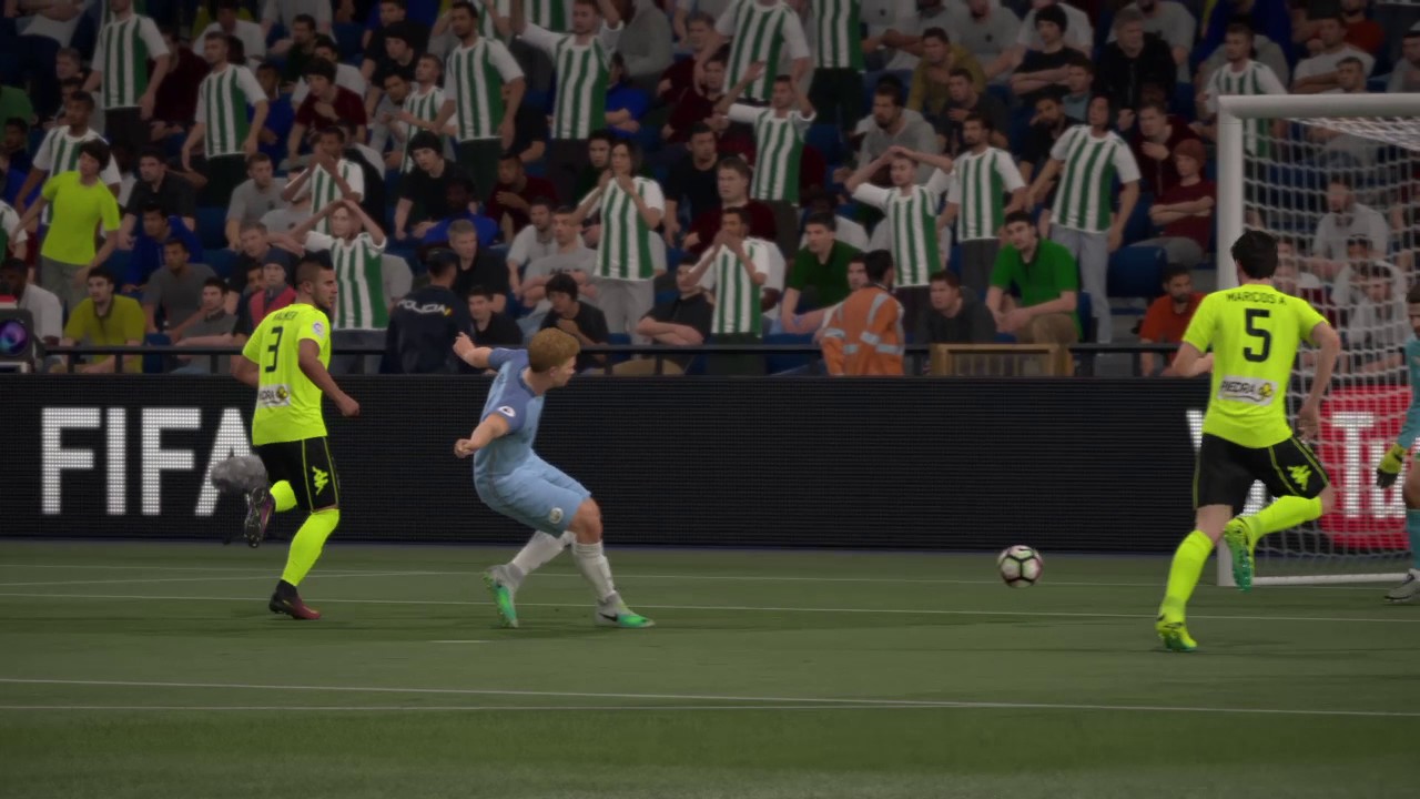 [FIFA 17 UT] Gameplay #13 - Debut game of 2 FUT Birthday cards