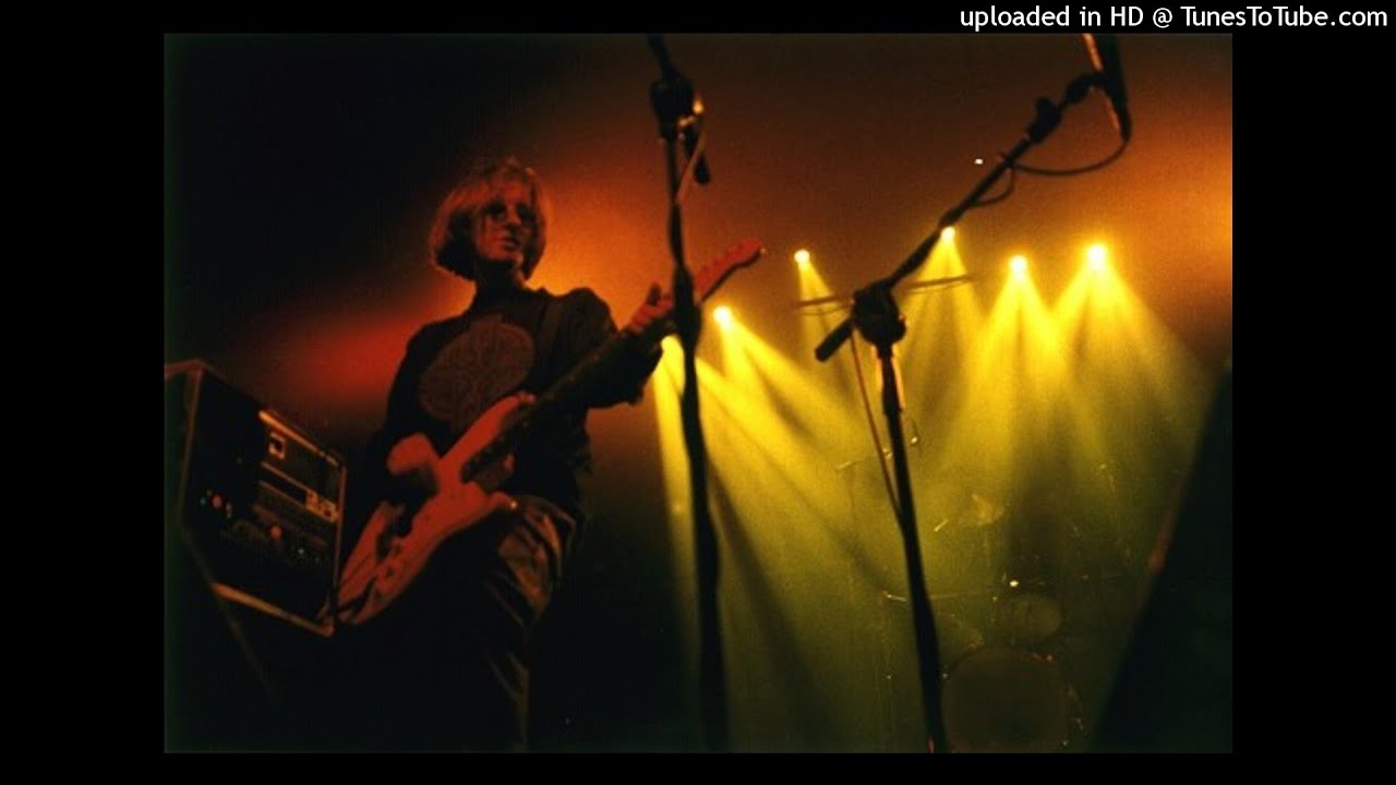 Porcupine Tree - "Lightbulb Sun" (Live in Zaandam, Holland, 2001) Porcupine Tree - "Lightbulb Sun" (Live in Zaandam, Holland, 2001)