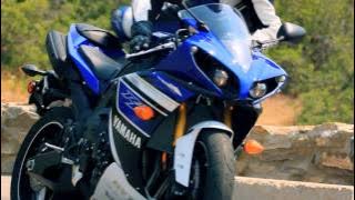 Download lagu 2013 Yamaha R1 - Umbrella Girls