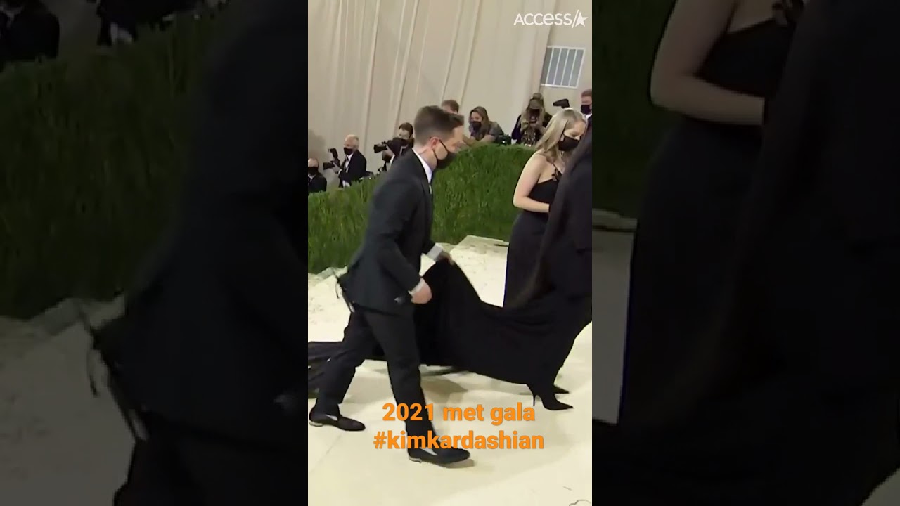 KIM KARDASHIAN BALENCIAGA LOOK AT THE MET GALA 2021 #kimkardashians ...