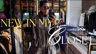 видео: НОВИНКА В МОЕМ ШКАФУ: новый аромат, Zara, ВАША верхняя одежда и многое другое! картинка: НОВИНКА В МОЕМ ШКАФУ: новый аромат, Zara, ВАША верхняя одежда и многое другое!