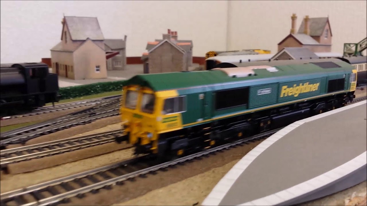 Bachmann 32-728 Freightliner Class 66 Diesel Loco 'Forth Raider' No. 66612 B22935