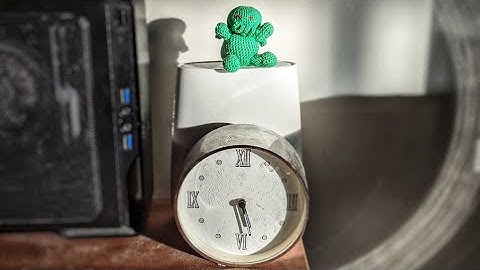 seventeen 28 // 130bpm minimal house music using the polyend tracker