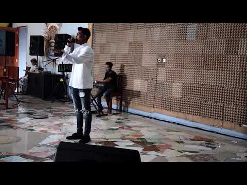 Faisal Azmi - Bukan Yang Terindah (Official Music Video)