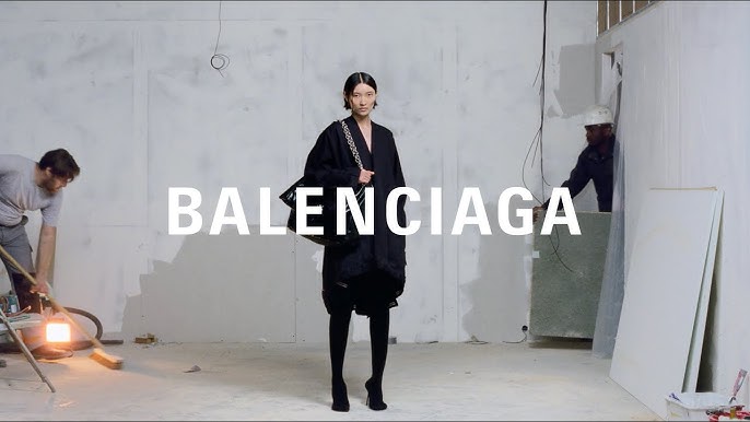 Balenciaga faz do desfile uma experiência virtual com direito a videogame!