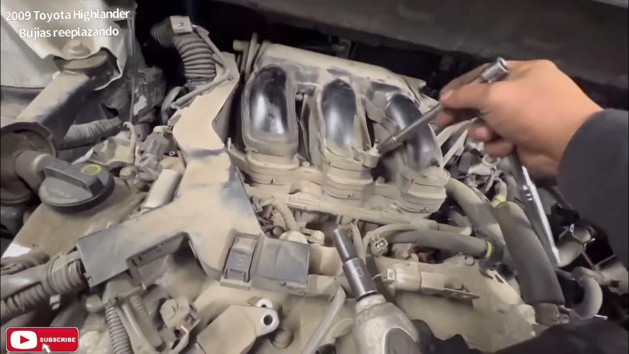 200-09-10 Toyota Highlander Como cambiar bujias remover intake - YouTube