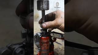 Home-made useful tools using Hydraulic jack for car