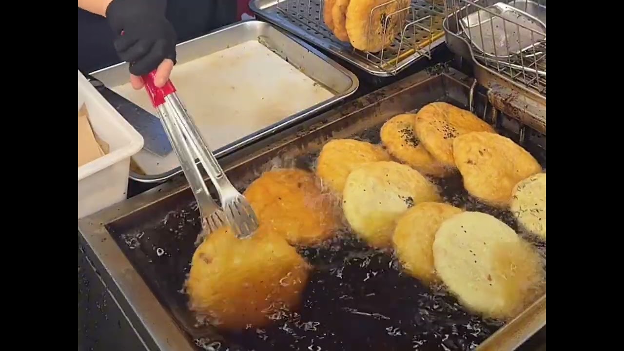 中国街头美食：肉饼Chinese street food: Meat patties