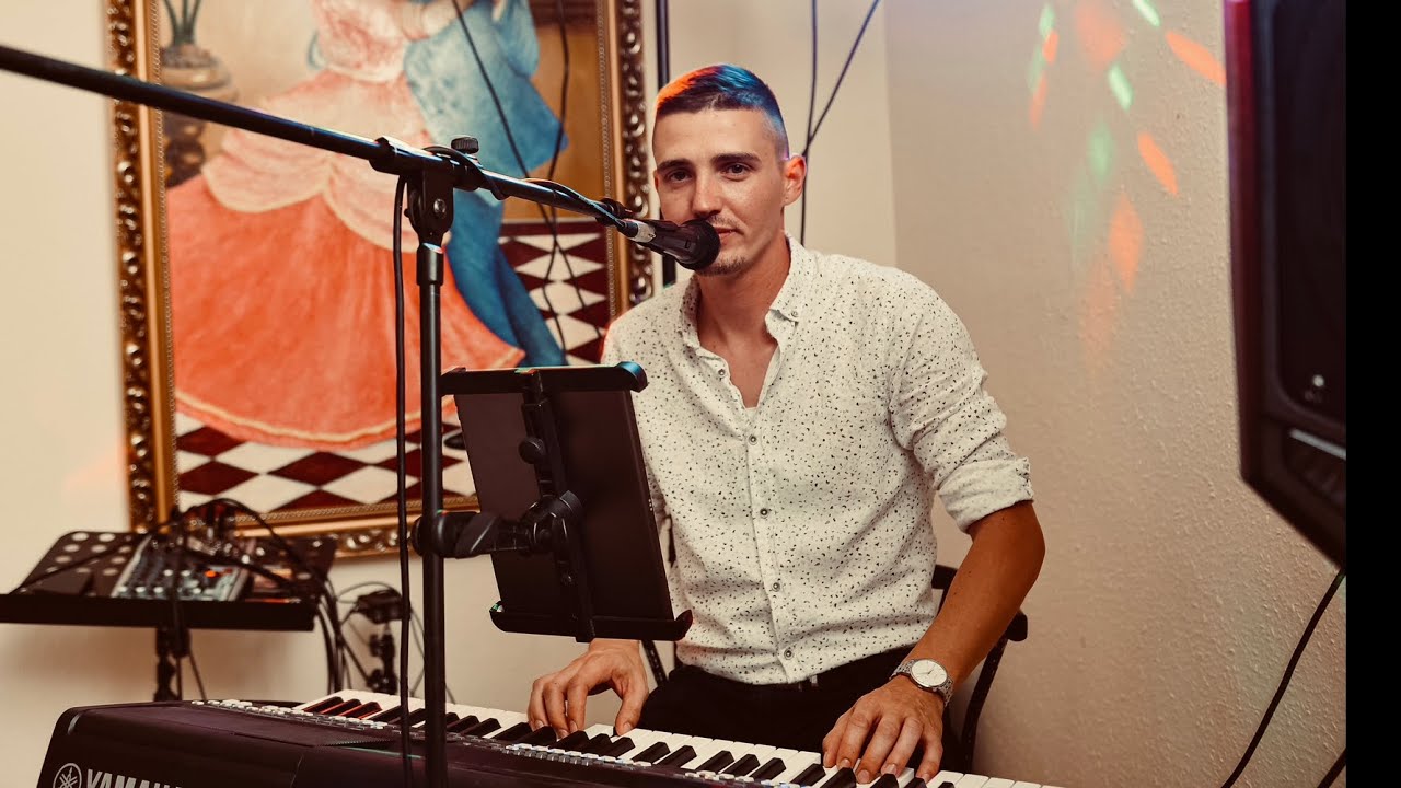 Simi Roma Simi - Roma mix ( 1848-ban születtem / A babám fekete roma lány) 🎹🎤 ...