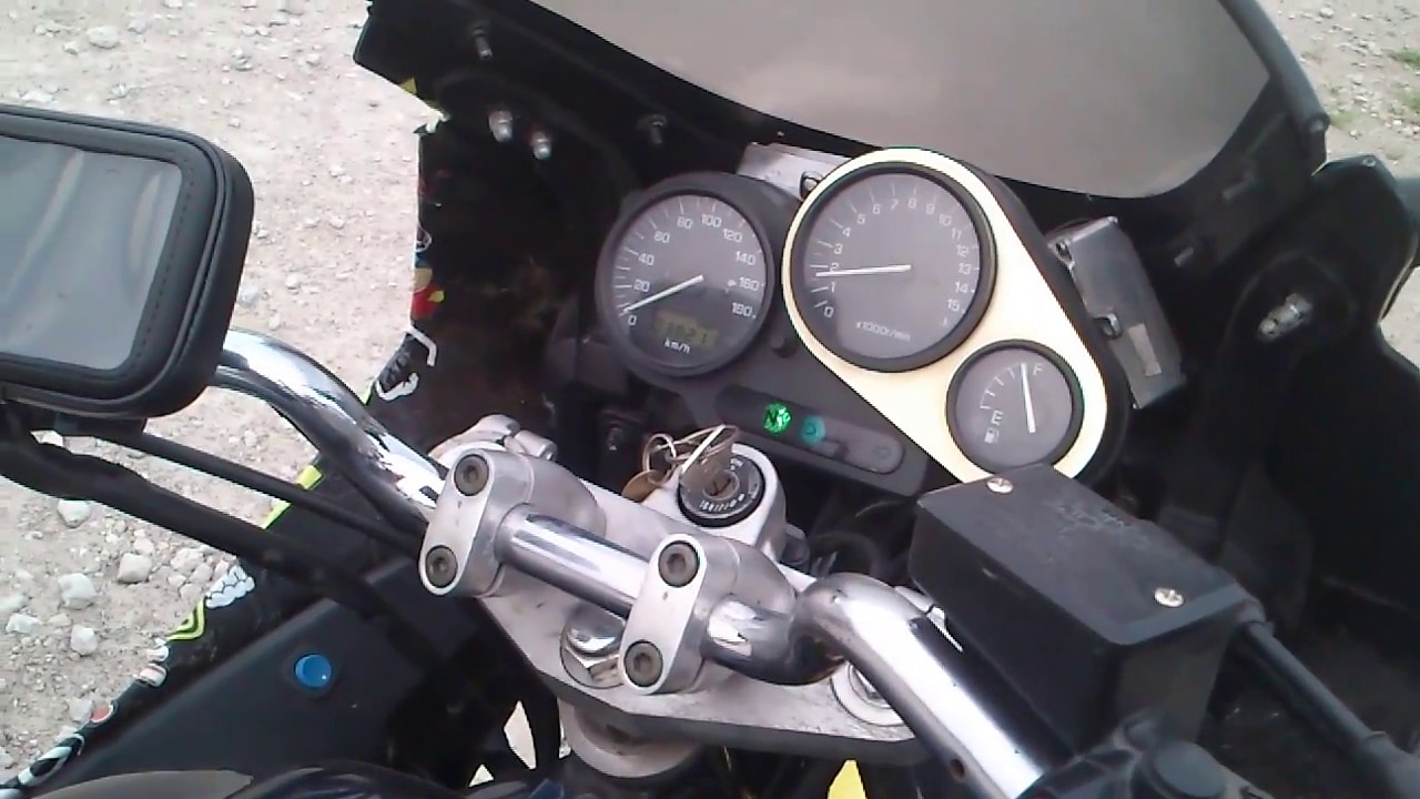 Двигатель yamaha fz400