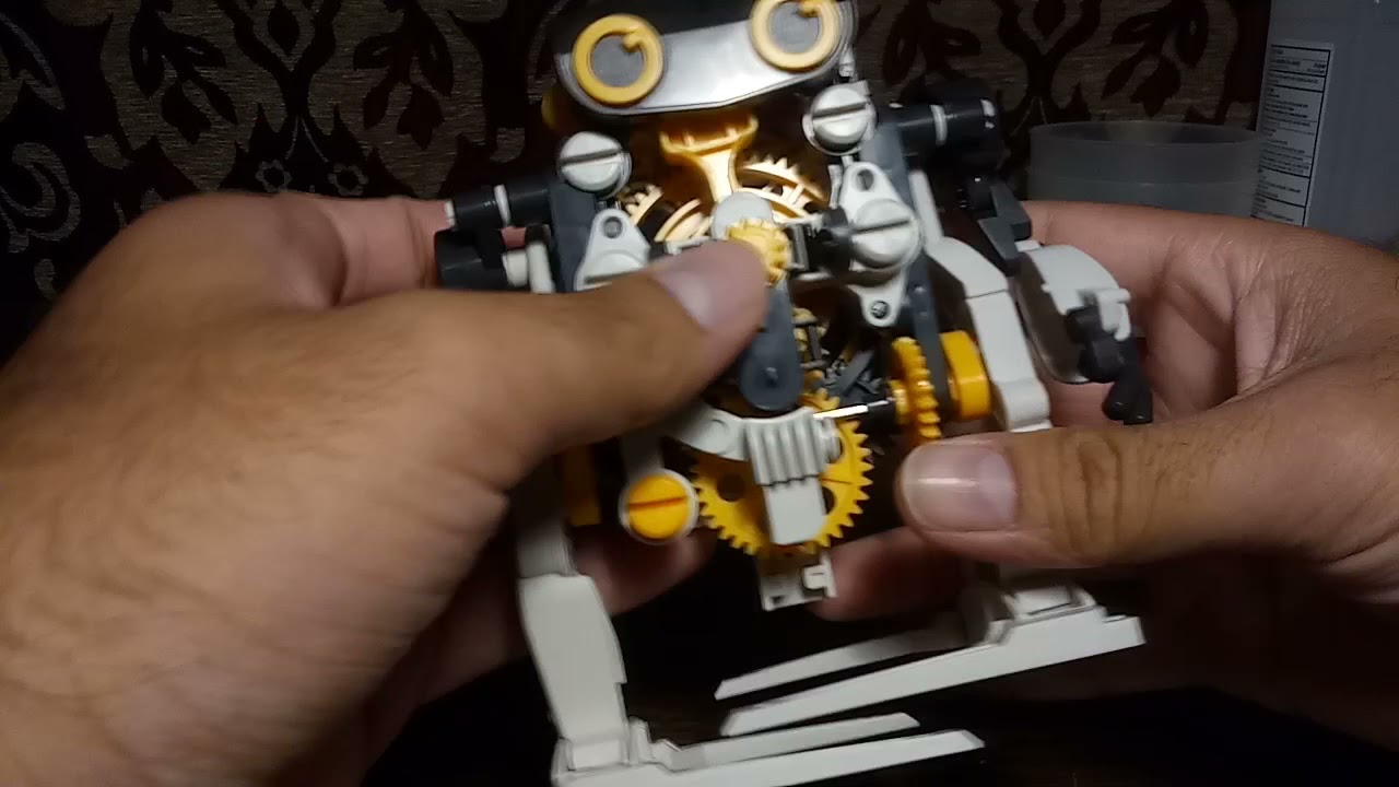 DIY wind-up Clockwork Robot ⚙️🤖